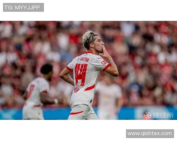 德甲勋绩中场坎普尔因家庭变故宣告退役，35岁离别绿茵场回归家庭